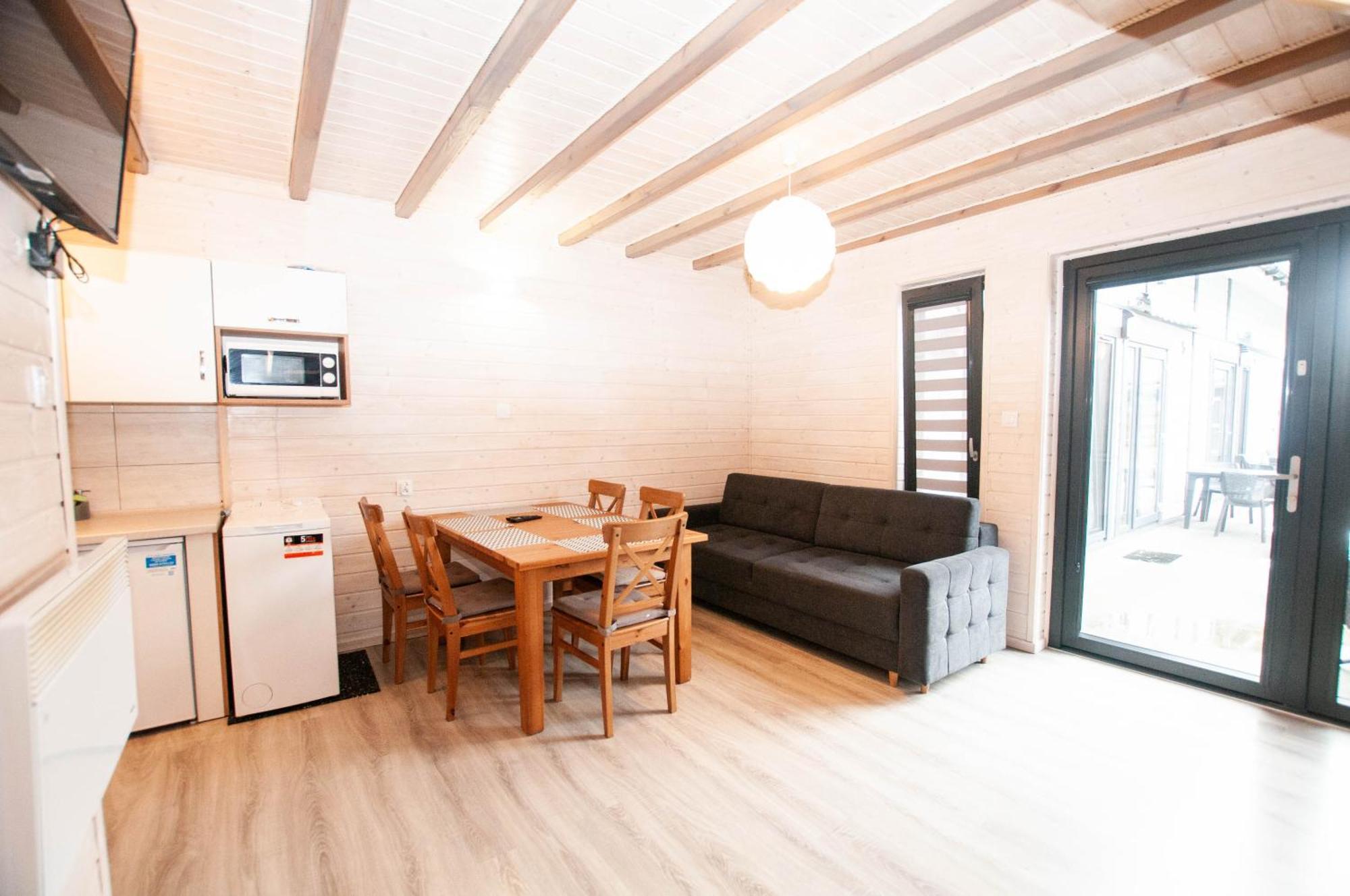 Aparts Care Beztroska Sianożęty Exterior foto
