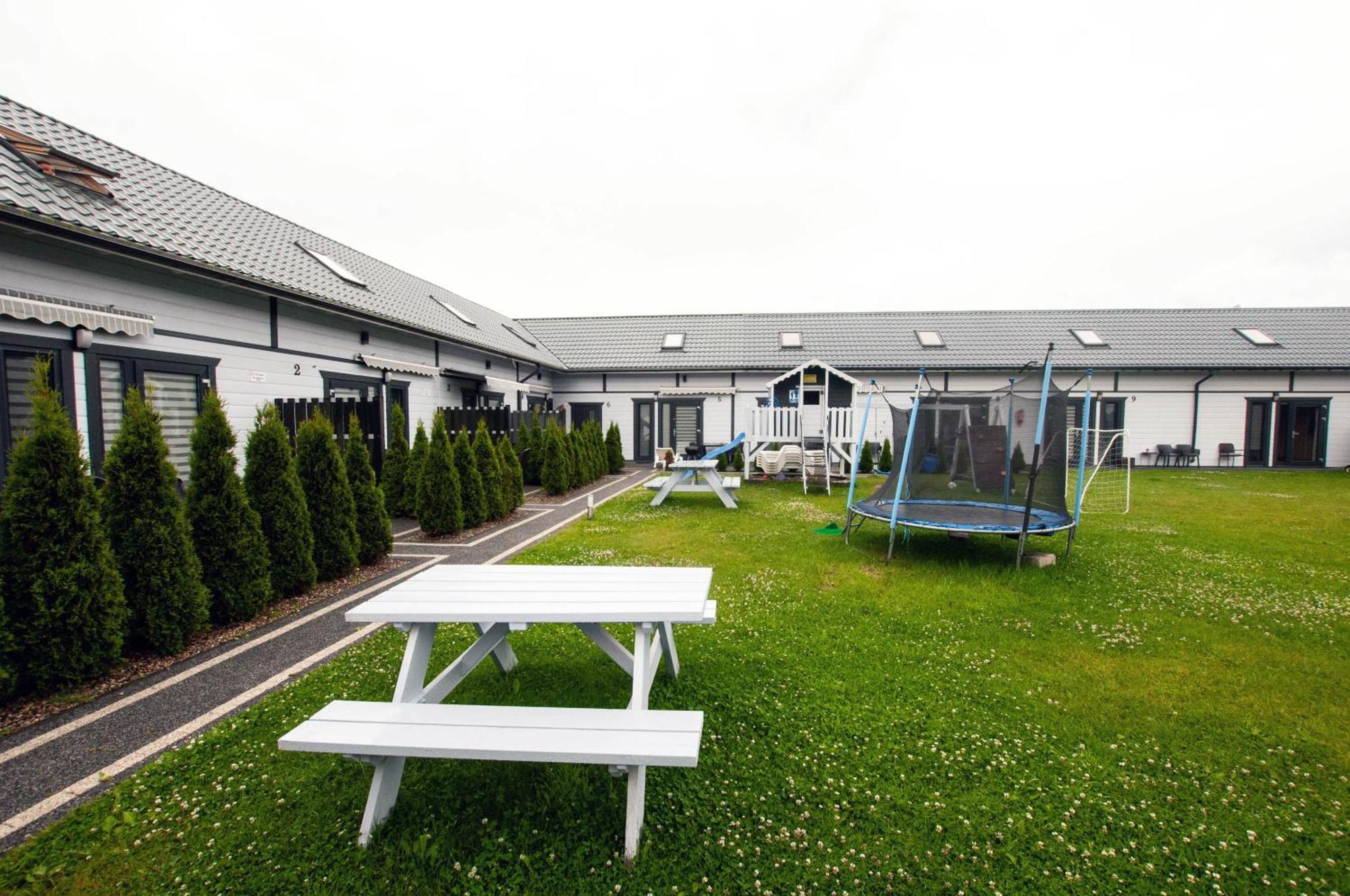 Aparts Care Beztroska Sianożęty Exterior foto