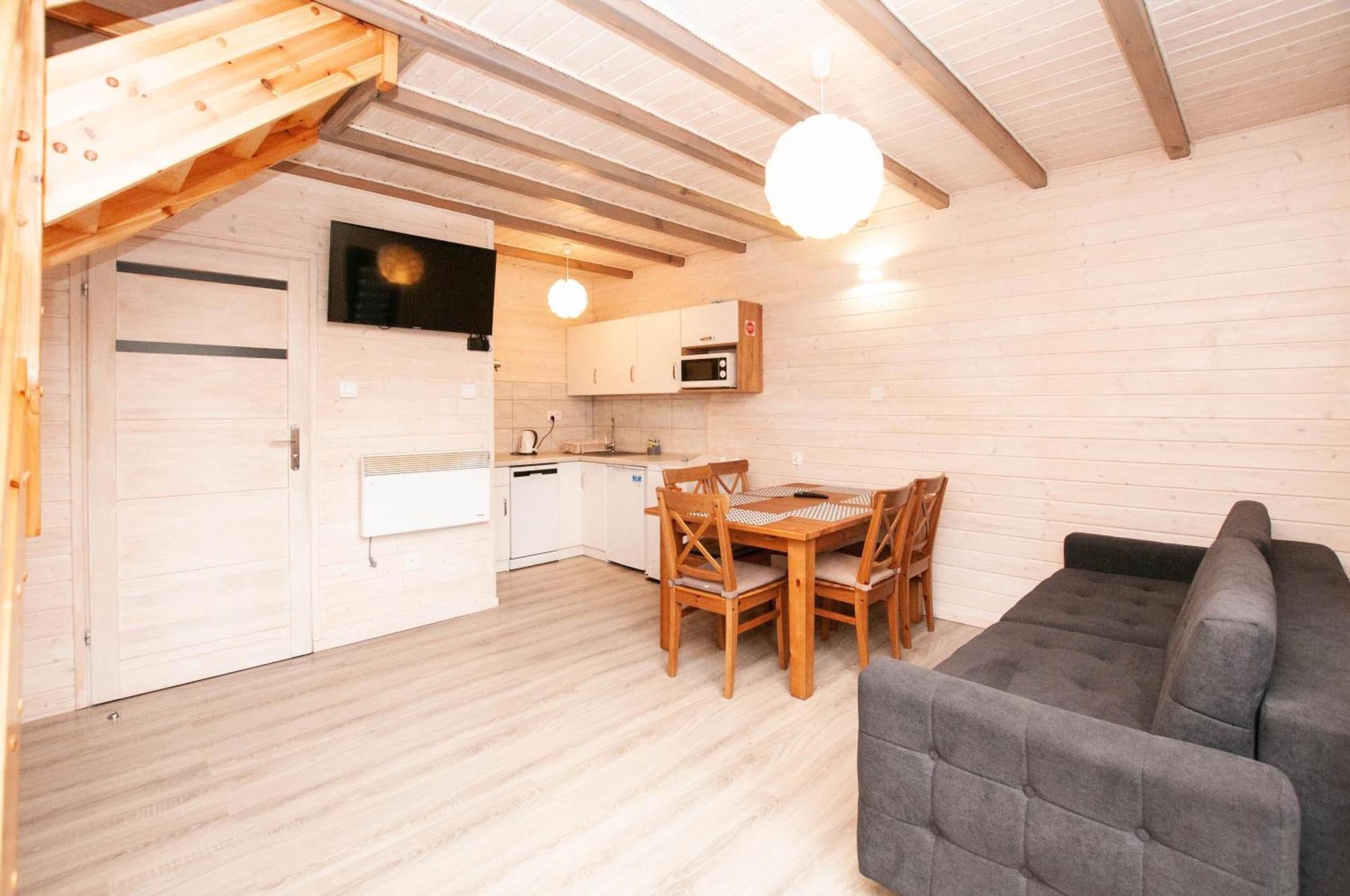 Aparts Care Beztroska Sianożęty Exterior foto